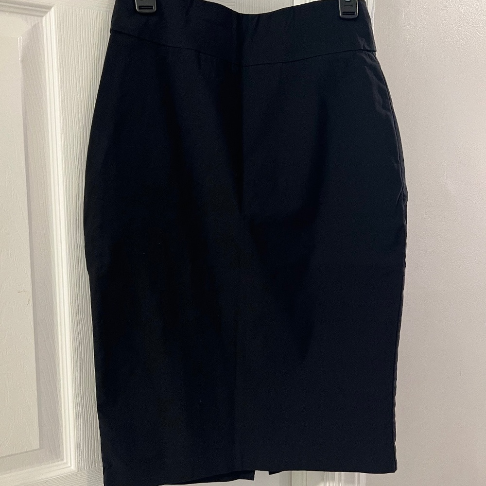 NY and Company black pencil skirt size medium